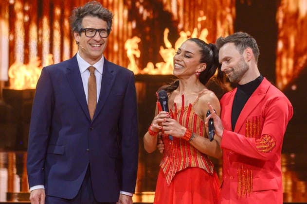 Daniel Hartwich, Nadja Benaissa und Vadim Garbuzov in der dritten Live-Show der 19. Staffel der RTL-Tanzshow Let s Dance im MMC Coloneum. Köln, 20.03.2026
