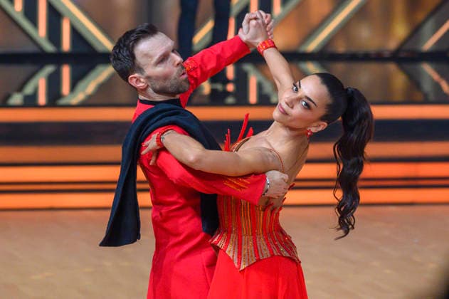 Nadja Benaissa mit Vadim Garbuzov in der dritten Live-Show der 19. Staffel der RTL-Tanzshow Let s Dance im MMC Coloneum. Köln, 20.03.2026