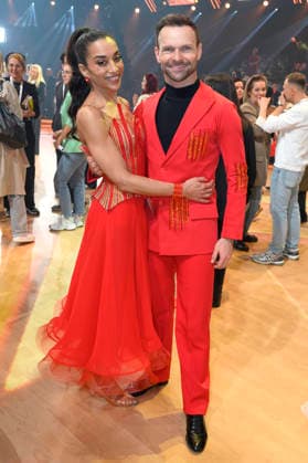Nadja Benaissa mit Vadim Garbuzov in der dritten Live-Show der 19. Staffel der RTL-Tanzshow Let s Dance im MMC Coloneum. Köln, 20.03.2026