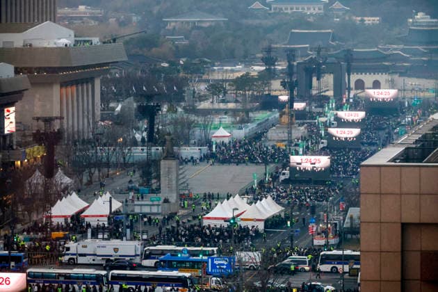 BTS Performs ARIRANG Comeback Concert at Gwanghwamun Square Fans enter the venue for the BTS THE COMEBACK LIVE: ARIRANG concert at Gwanghwamun Square in Seoul, South Korea, March 21, 2026. The concert marks the group s first full-unit comeback in four years following the completion of mandatory military service for all members. Seoul South Korea  Copyright: xMatrixxImages JungxUi-Chelx