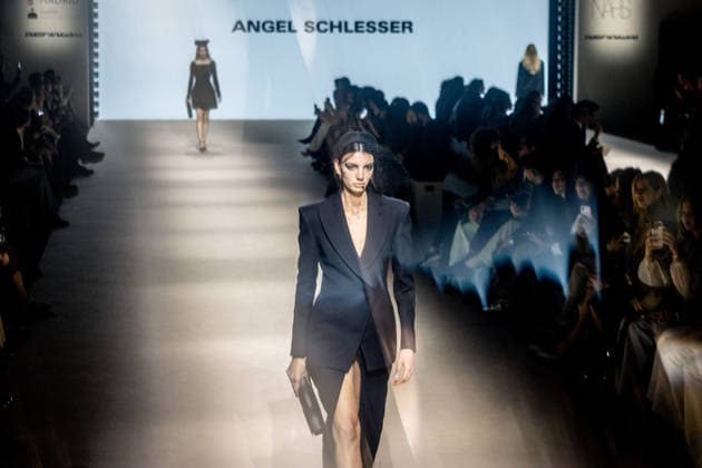 Angel Schlessers fashion show at Mercedes Benz Fashion Week A model during an Angel Schlessers fashion show on the occasion of the Mercedes Benz Fashion Week, March 21, 2026, in Madrid Spain Angel Schlessers fashion show is part of the Mercedes Benz Fashion Week Madrid, the main Spanish fashion show organized by IFEMA, which brings together established firms and new talents The brand, historical hallmark of Spanish fashion, stands out for its minimalism and refined tailoring MARCH 21, 2026 FASHION Madrid Madrid Madrid Spain  Copyright: xRicardoxRubiox 7384510