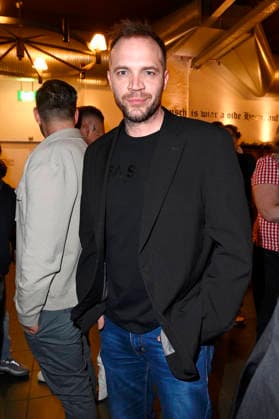 Patrick Heinrich bei der Dr.Sindsen Fashion Show Ikone im Hofbräu Wirtshaus Berlin. Berlin, 20.03.2026