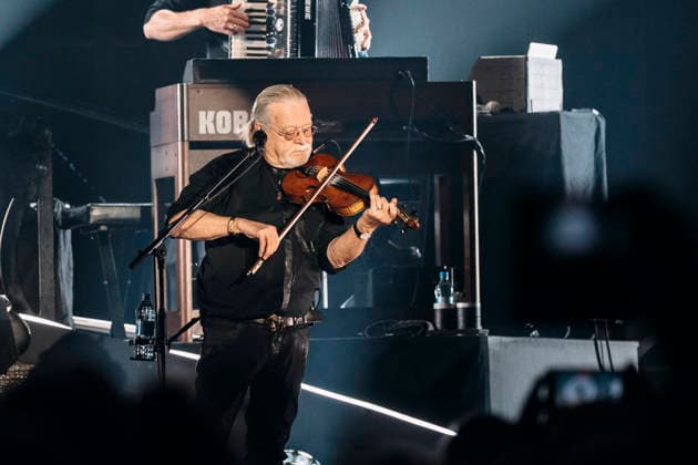 Santiano live bei einem Konzert ihrer großen Da braut sich was zusammen Arena-Tour 2026 in der Messehalle. Erfurt, 18.03.2026