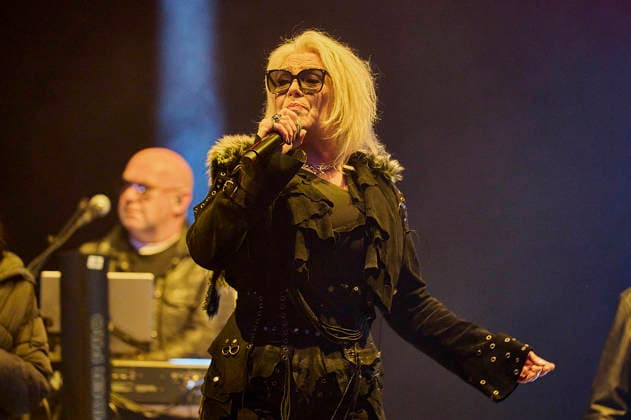 Kim Wilde live bei einem Konzert auf dem Adelboden Live Festival auf dem Marktplatz. Adelboden, 20.03.2026