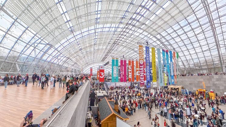 RECORD DATE NOT STATED Massenandrang am dritten Messetag auf der Leipziger Buchmesse 2026. Lange Schlange, lange wartezeiten und volle Messehallen bestimmten das bild. Leipziger Buchmesse 2026 Tag 3