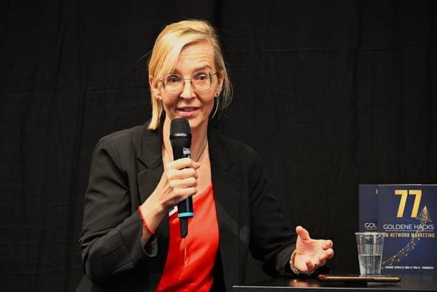 Leipziger Buchmesse, Book Fair Leipzig, Sachsen - vom 19.03. bis 22.03.2026. Autorin Sabine Oswald und Tina K. Simmerle, Buchtitel 77 Goldene Hacks im Network Marketing - im Talk