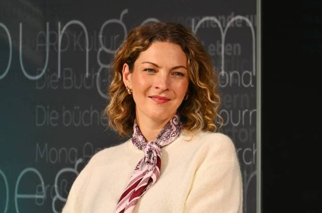 Leipziger Buchmesse, Book Fair Leipzig, Sachsen - vom 19.03. bis 22.03.2026. Autorin Sally Lisa Starken, Buchtitel - Wenn der rechte Rand regiert - im Talk