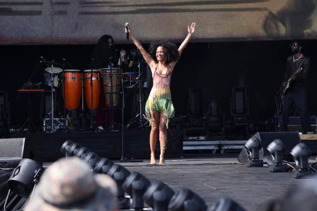 Agnes Nunes will perform at Lollapalooza Brazil 2026 in Sao Paulo. Sao Paulo (SP), March 21, 2026 Lollapalooza Brazil Show Agnes Nunes Singer and songwriter Agnes Nunes performs during the Lollapalooza Brazil festival, held at the Interlagos racetrack in the southern part of Sao Paulo. The event brings together national and international artists for three days of shows and musical attractions. (Foto: Leco Viana Thenews2 imago images) Agnes Nunes will perform at Lollapalooza Brazil 2026 in Sao Paulo.  Copyright: xLecoxVianax