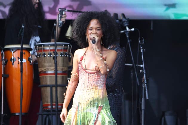 Agnes Nunes will perform at Lollapalooza Brazil 2026 in Sao Paulo. Sao Paulo (SP), March 21, 2026 Lollapalooza Brazil Show Agnes Nunes Singer and songwriter Agnes Nunes performs during the Lollapalooza Brazil festival, held at the Interlagos racetrack in the southern part of Sao Paulo. The event brings together national and international artists for three days of shows and musical attractions. (Foto: Leco Viana Thenews2 imago images) Agnes Nunes will perform at Lollapalooza Brazil 2026 in Sao Paulo.  Copyright: xLecoxVianax