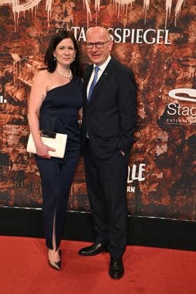 Katharina Guenther-Wuensch und Kai Wegner bei der - Wir sind am Leben- Musical Premiere im Theater des Westens am 21.03.2026 in Berlin Wir Sind Am Leben Musical Premiere in Berlin