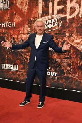 Klaus Wowereit bei der - Wir sind am Leben- Musical Premiere im Theater des Westens am 21.03.2026 in Berlin Wir Sind Am Leben Musical Premiere in Berlin