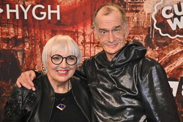 Entertainment Bilder des Tages Claudia Roth und Georg Uecker bei der -Wir sind am Leben- Musical Premiere im Theater des Westens am 21.03.2026 in Berlin Wir Sind Am Leben Musical Premiere in Berlin