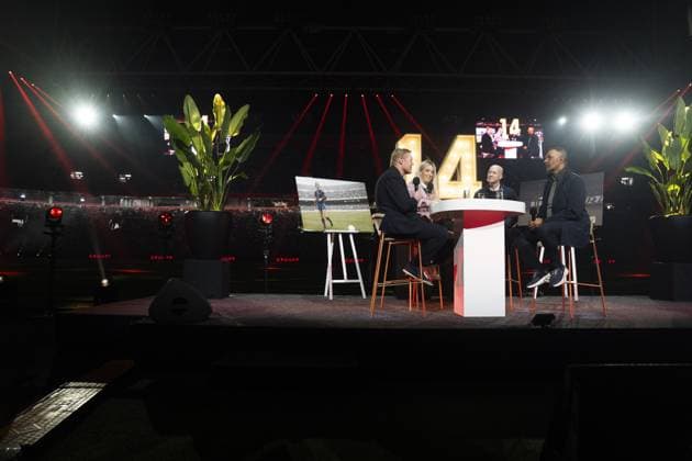 AMSTERDAM - From left to right: Ronald Koeman, HÃ lene Hendriks, Jordi Cruijff and Ruud Gullit in conversation prior to the world premiere of the four-part documentary Cruijff in the Johan Cruijff ArenA. JEROEN JUMELET ANP netherlands out - belgium out  Copyright: xx x554018734x originalFilename: 554018734.jpg