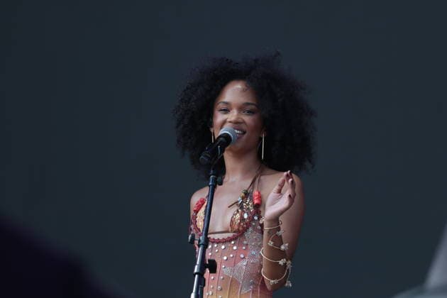 SaO PAULO, SP - 21.03.2026: LOLLAPALOOZA BRASIL 2026 - Paraiba singer Agnes Nunes takes to the Budweiser stage at Lollapalooza 2026 in the early afternoon of this Saturday (21), at the Interlagos racetrack, in the south of Sao Paulo. The festival brings together national and international acts in yet another edition in the capital of Sao Paulo. x2909392x  AngÃ licaxAlves