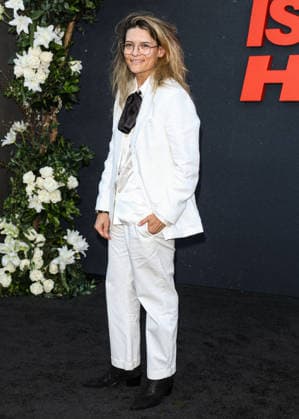 Los Angeles Premiere Of Netflix s Something Very Bad Is Going To Happen Season 1 HOLLYWOOD, LOS ANGELES, CALIFORNIA, USA - MARCH 19: Hilary Leavitt arrives at the Los Angeles Premiere Of Netflix s Something Very Bad Is Going To Happen Season 1 held at The Egyptian Theatre Hollywood on March 19, 2026 in Hollywood, Los Angeles, California, United States., Credit:Chad Salvador Avalon United States, California, Hollywood, The Egyptian Theatre Hollywood Copyright: xChadxSalvadorx xAvalonx 1085029252