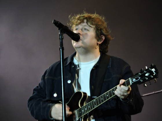 RECORD DATE NOT STATED lewis capaldi no lollapalooza Sao Paulo (SP), 03 21 2026 - Culture Shows Festival - Rock singer Lewis Capaldi performs on the Budweiser stage on the second day of shows at Lollapalooza 2026, held at the Interlagos racetrack, in the southern zone of Sao Paulo, this Saturday, March 21, 2026. (Foto: Leandro Chemalle Thenews2 imago images) lewis capaldi no lollapalooza  Copyright: xLeandroxChemallex