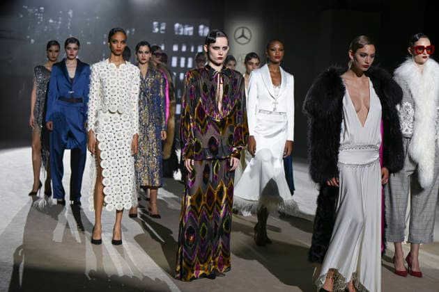 February 28, 2026, Madrid, Spain: Models walk the runway wearing a design by Menchen Tomas during Mercedes-Benz Fashion Week de Madrid in IFEMA. Madrid Spain - ZUMAs197 20260228_aaa_s197_2894 Copyright: xAtilanoxGarciax