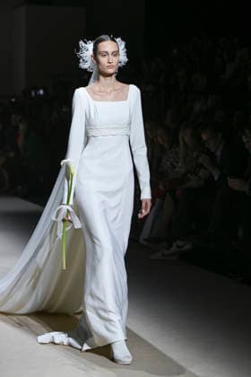 February 28, 2026, Madrid, Spain: A model walks the runway wearing a design by Menchen Tomas during Mercedes-Benz Fashion Week de Madrid in IFEMA. Madrid Spain  - ZUMAs197 20260228_aaa_s197_2896 Copyright: xAtilanoxGarciax