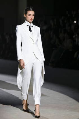 February 28, 2026, Madrid, Spain: A model walks the runway wearing a design by Menchen Tomas during Mercedes-Benz Fashion Week de Madrid in IFEMA. Madrid Spain - ZUMAs197 20260228_aaa_s197_2895 Copyright: xAtilanoxGarciax