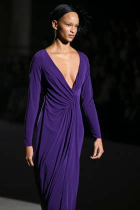 Menchen Tomas - Mercedes-Benz Fashion Week Madrid, Spain - 21 Mar 2026 A model walks the runway wearing a design by Menchen Tomas during Mercedes-Benz Fashion Week de Madrid in IFEMA. Madrid Spain Copyright: xAtilanoxGarciax xSOPAxImagesx photos09863