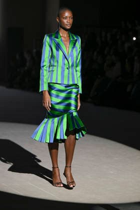 Menchen Tomas - Mercedes-Benz Fashion Week Madrid, Spain - 21 Mar 2026 A model walks the runway wearing a design by Menchen Tomas during Mercedes-Benz Fashion Week de Madrid in IFEMA. Madrid Spain Copyright: xAtilanoxGarciax xSOPAxImagesx photos09869