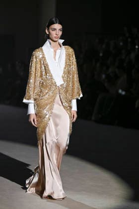 Menchen Tomas - Mercedes-Benz Fashion Week Madrid, Spain - 21 Mar 2026 A model walks the runway wearing a design by Menchen Tomas during Mercedes-Benz Fashion Week de Madrid in IFEMA. Madrid Spain Copyright: xAtilanoxGarciax xSOPAxImagesx photos09848
