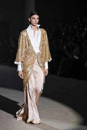 February 28, 2026, Madrid, Spain: A model walks the runway wearing a design by Menchen Tomas during Mercedes-Benz Fashion Week de Madrid in IFEMA. Madrid Spain  - ZUMAs197 20260228_aaa_s197_2943 Copyright: xAtilanoxGarciax