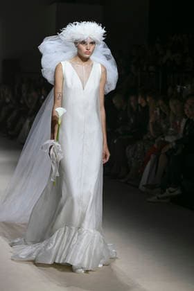 Fely Campo - Mercedes-Benz Fashion Week Madrid, Spain - 21Mar 2026 A model walks the runway wearing a design by Fely Campo during Mercedes-Benz Fashion Week de Madrid in IFEMA. Madrid Spain Copyright: xAtilanoxGarciax xSOPAxImagesx photos09959