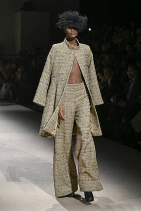 Fely Campo - Mercedes-Benz Fashion Week Madrid, Spain - 21Mar 2026 A model walks the runway wearing a design by Fely Campo during Mercedes-Benz Fashion Week de Madrid in IFEMA. Madrid Spain Copyright: xAtilanoxGarciax xSOPAxImagesx photos09942