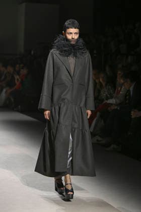 Fely Campo - Mercedes-Benz Fashion Week Madrid, Spain - 21Mar 2026 A model walks the runway wearing a design by Fely Campo during Mercedes-Benz Fashion Week de Madrid in IFEMA. Madrid Spain Copyright: xAtilanoxGarciax xSOPAxImagesx photos09922