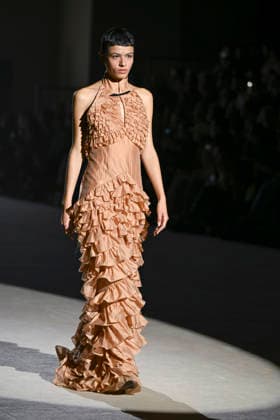 February 28, 2026, Madrid, Spain: A model walks the runway wearing a design by Menchen Tomas during Mercedes-Benz Fashion Week de Madrid in IFEMA. Madrid Spain - ZUMAs197 20260228_aaa_s197_2936 Copyright: xAtilanoxGarciax