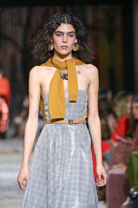 Lola Casademunt - Mercedes-Benz Fashion Week Madrid, Spain - 21 Mar 2026 A model walks the runway wearing a design by Lola Casademunt during Mercedes-Benz Fashion Week de Madrid in IFEMA. Madrid Spain Copyright: xAtilanoxGarciax xSOPAxImagesx photos10111