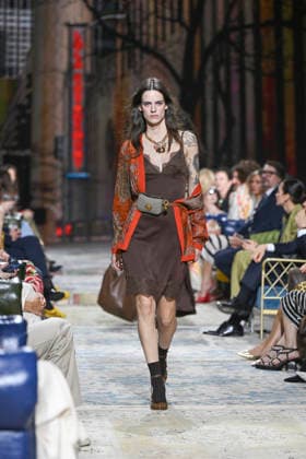 Lola Casademunt - Mercedes-Benz Fashion Week Madrid, Spain - 21 Mar 2026 A model walks the runway wearing a design by Lola Casademunt during Mercedes-Benz Fashion Week de Madrid in IFEMA. Madrid Spain Copyright: xAtilanoxGarciax xSOPAxImagesx photos10125