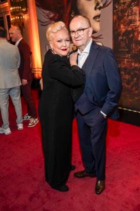 abb Angelika Milster und Andre Bauer Mann Saengerin zu Gast auf der Deutschland Premiere von Wir sind am Leben das Berlin Musical im Theater des Westens am Samstag 21.03.2026 Berlin Deutschland