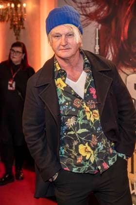 abb Detlev Buck Regisseur blaue Muetze zu Gast auf der Deutschland Premiere von Wir sind am Leben das Berlin Musical im Theater des Westens am Samstag 21.03.2026 Berlin Deutschland