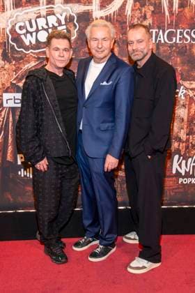 abb Peter Plate, Klaus Wowereit und Ulf Leo Sommer zu Gast auf der Deutschland Premiere von Wir sind am Leben das Berlin Musical im Theater des Westens am Samstag 21.03.2026 Berlin Deutschland