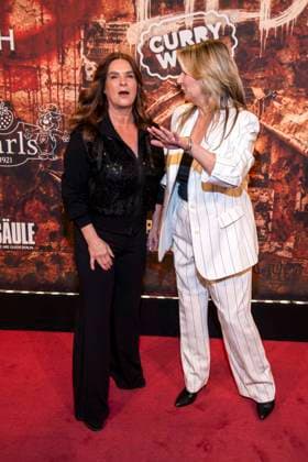 abb Kim Fisher und Katarina Witt zu Gast auf der Deutschland Premiere von Wir sind am Leben das Berlin Musical im Theater des Westens am Samstag 21.03.2026 Berlin Deutschland