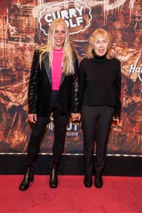 abb Anja Caspary und Annette Humpe zu Gast auf der Deutschland Premiere von Wir sind am Leben das Berlin Musical im Theater des Westens am Samstag 21.03.2026 Berlin Deutschland