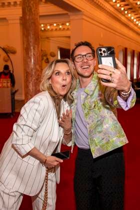 abb Kim Fisher Moderatorin und Brix Schaumburg zu Gast auf der Deutschland Premiere von Wir sind am Leben das Berlin Musical im Theater des Westens am Samstag 21.03.2026 Berlin Deutschland