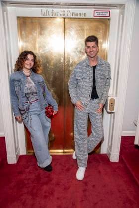 abb Ronja Forcher Maximilian Seitz Schauspieler zu Gast auf der Deutschland Premiere von Wir sind am Leben das Berlin Musical im Theater des Westens am Samstag 21.03.2026 Berlin Deutschland