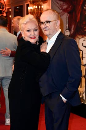 Angelika Milster mit Ehemann Andre Bauer bei der Premiere des Musicals Wir sind am Leben - Das Berlin Musical im Theater des Westens. Berlin, 21.03.2026