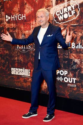 Klaus Wowereit bei der Premiere des Musicals Wir sind am Leben - Das Berlin Musical im Theater des Westens. Berlin, 21.03.2026