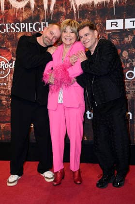 Ulf Leo Sommer, Judy Winter und Peter Plate bei der Premiere des Musicals Wir sind am Leben - Das Berlin Musical im Theater des Westens. Berlin, 21.03.2026