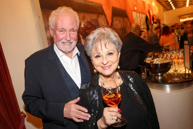 Dagmar Frederic mit Ehemann Klaus Lenk bei der Premiere des Musicals Wir sind am Leben - Das Berlin Musical im Theater des Westens. Berlin, 21.03.2026