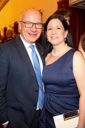 Kai Wegner und Katharina Günther-Wünsch bei der Premiere des Musicals Wir sind am Leben - Das Berlin Musical im Theater des Westens. Berlin, 21.03.2026