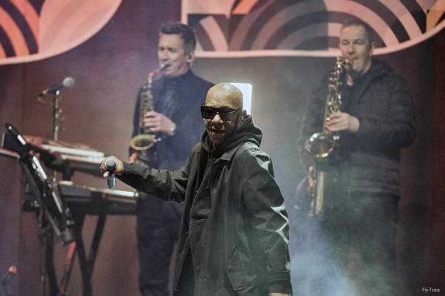 UB40 live bei einem Konzert auf dem Adelboden Live Festival auf dem Marktplatz. Adelboden, 20.03.2026