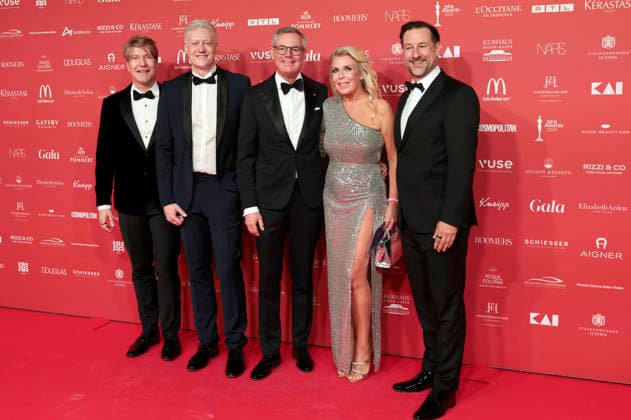 Frank Vogel, Lars-Eric Mann, Gast, Astrid Bleeker und Michael Dorn bei der 29. Verleihung der Spa Awards 2026 im Kurhaus. Baden-Baden, 21.03.2026