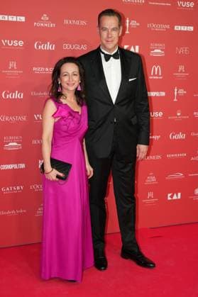Spa Award 2026. Matthias Vickermann mit Begleitung auf dem Roten Teppich bei der Spa Awards Gala im Kurhaus Baden-Baden am 21.03.2026. Baden-Baden Kurhaus Baden-Württemberg