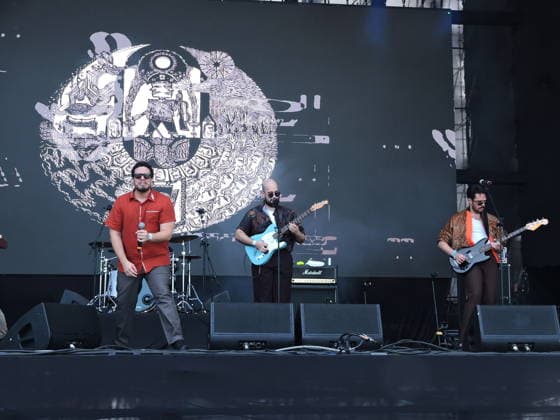 RECORD DATE NOT STATED I m going to Lollapalooza. Sao Paulo (SP), 03 22 2026 - Culture Music Shows - The rock band Papangu opens the day on the Flying Fish stage on the last day of Lollapalooza 2026 at the Interlagos racetrack in the south of Sao Paulo, this Sunday, March 22, 2026. (Foto: Leandro Chemalle Thenews2 imago images) I m going to Lollapalooza.  Copyright: xLeandroxChemallex