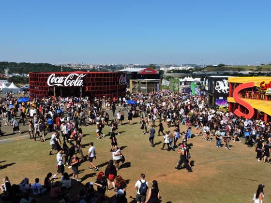 RECORD DATE NOT STATED Activity on the last day of Lollapalooza Sao Paulo (SP), 03 22 2026 - Culture Music Shows - Movement of the public and fans around the stages and sponsor stands in the early afternoon of Sunday (22) March 2026, with lots of sun and heat on the last day of Lollapalooza 2026 at the Interlagos racetrack in the south of Sao Paulo. (Foto: Leandro Chemalle Thenews2 imago images) Activity on the last day of Lollapalooza  Copyright: xLeandroxChemallex